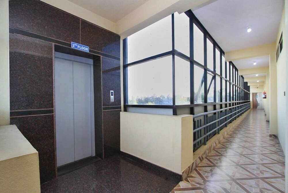 Хосур: MAK Green Garden- Urban Stay