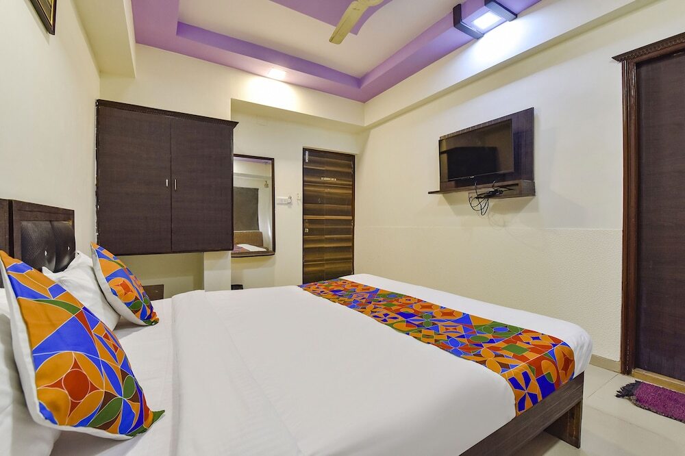 Ахмедабад: Fabhotel Crystal Inn Ii