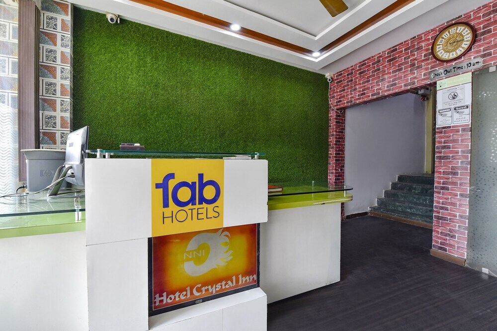 Ахмедабад: Fabhotel Crystal Inn Ii