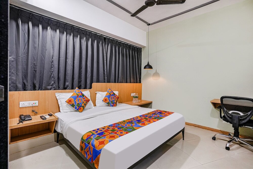 Сурат: Fabhotel Saarthi Inn