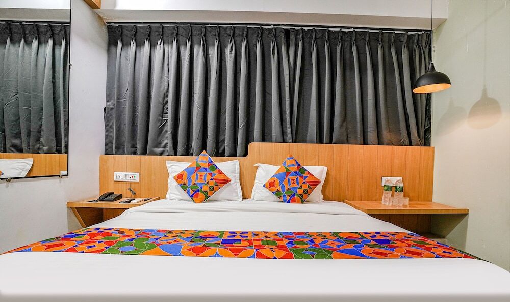 Сурат: Fabhotel Saarthi Inn