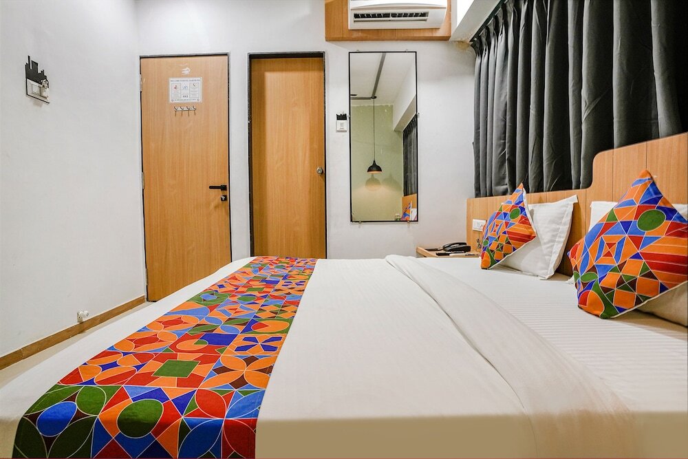 Сурат: Fabhotel Saarthi Inn