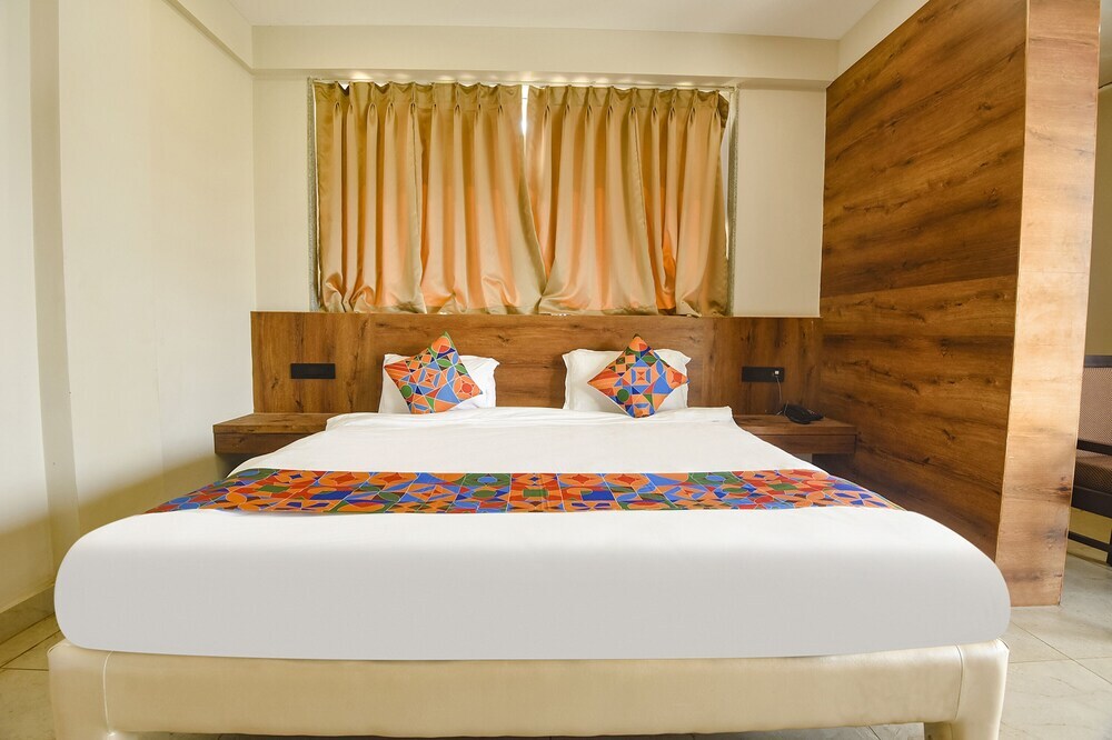 Верем: Fabhotel Avasa Grand