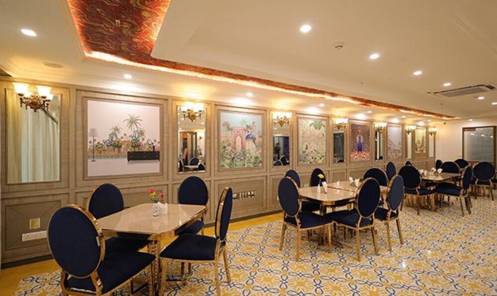 Нойда: Fabhotel Prime Hampton By Ic'S