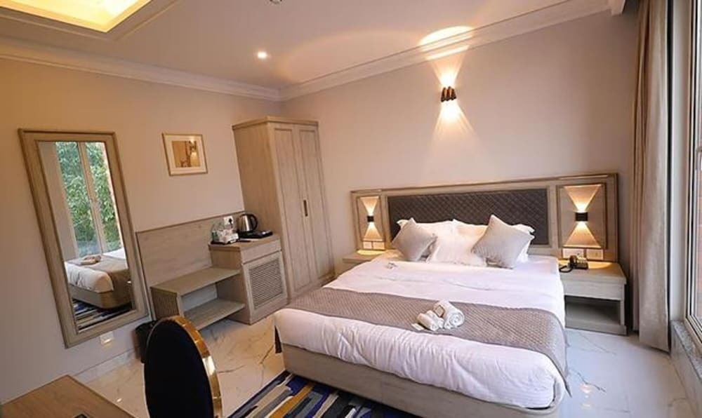 Нойда: Fabhotel Prime Hampton By Ic'S