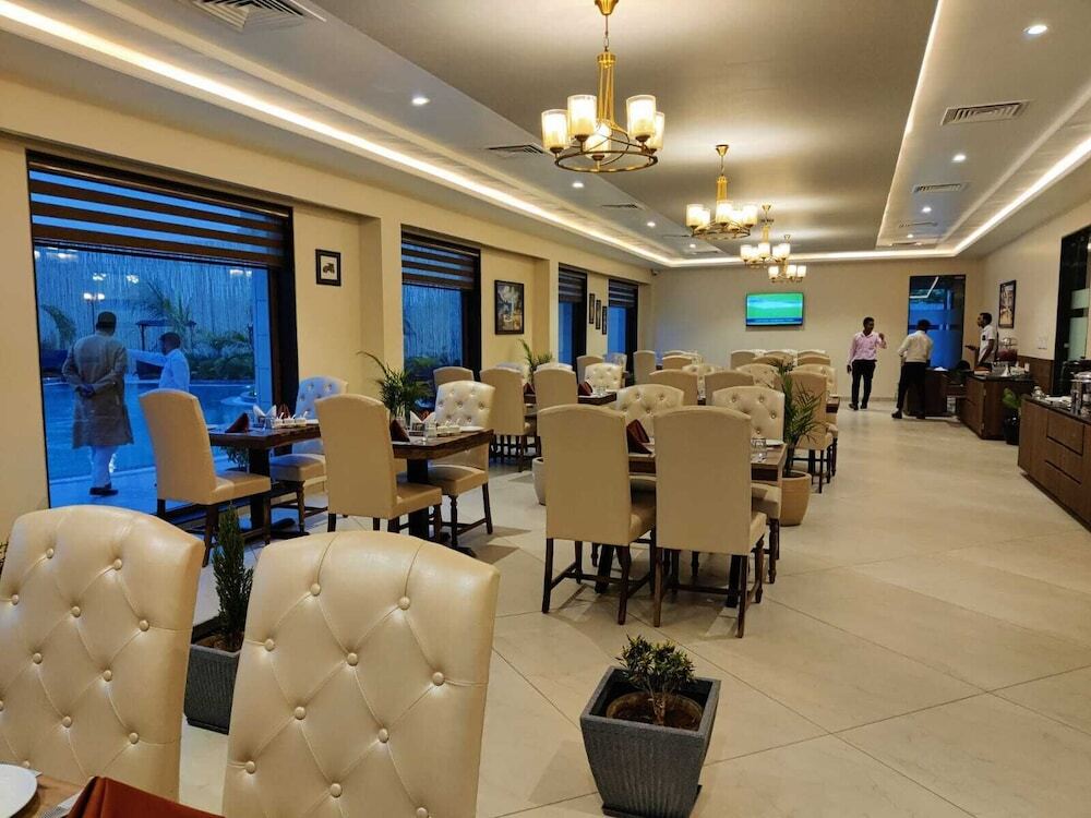 Бхилвара: The Imperial Prime Clarks Inn Suites