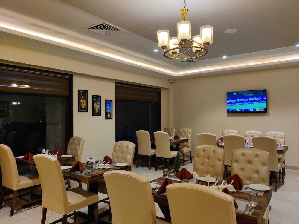 Бхилвара: The Imperial Prime Clarks Inn Suites