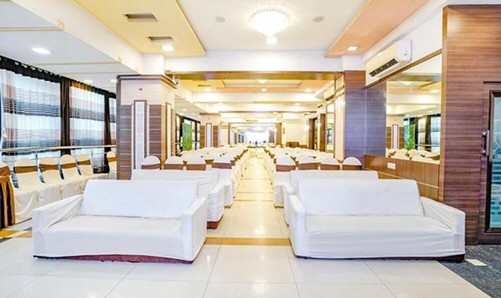 Мумбаи: Fabhotel Shree Balaji Orchid