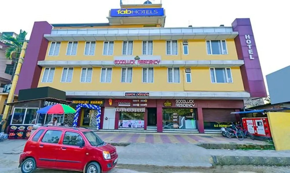 Гувахати: Fabhotel Gns Suites