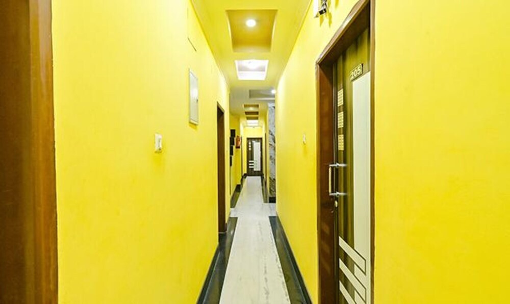 Гувахати: Fabhotel Gns Suites