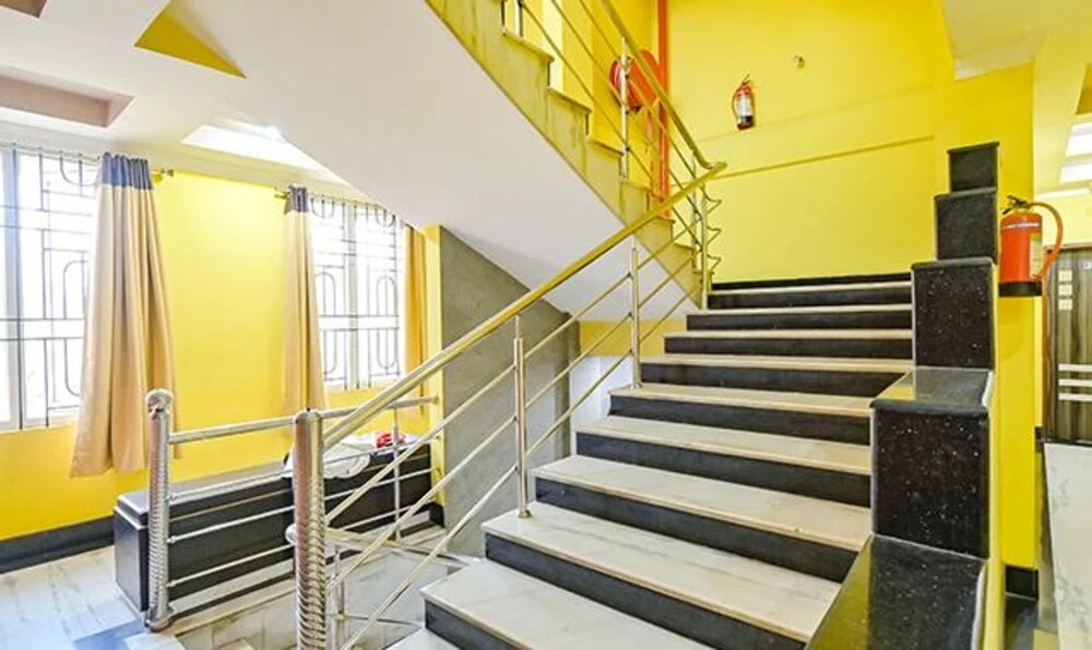 Гувахати: Fabhotel Gns Suites