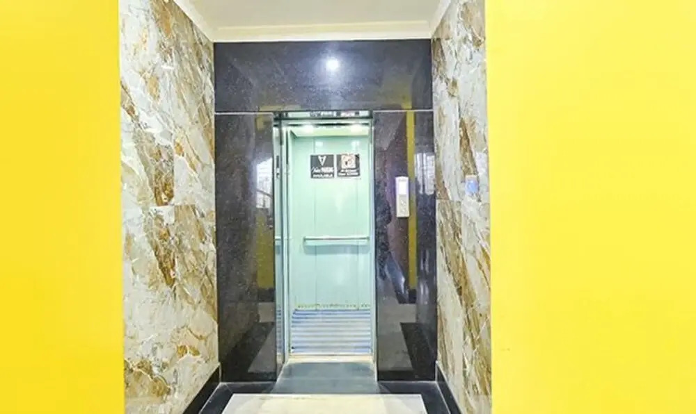 Гувахати: Fabhotel Gns Suites