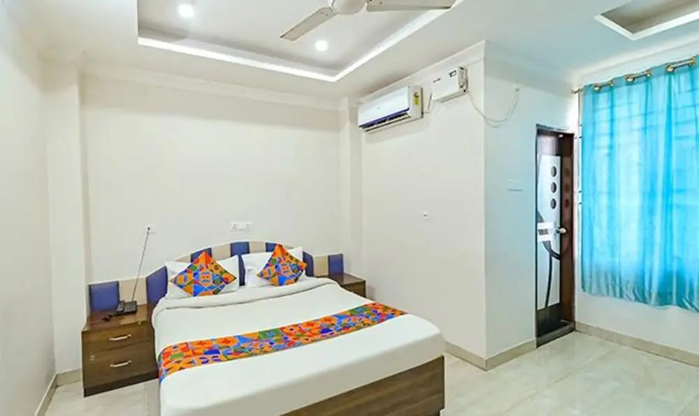 Гувахати: Fabhotel Gns Suites