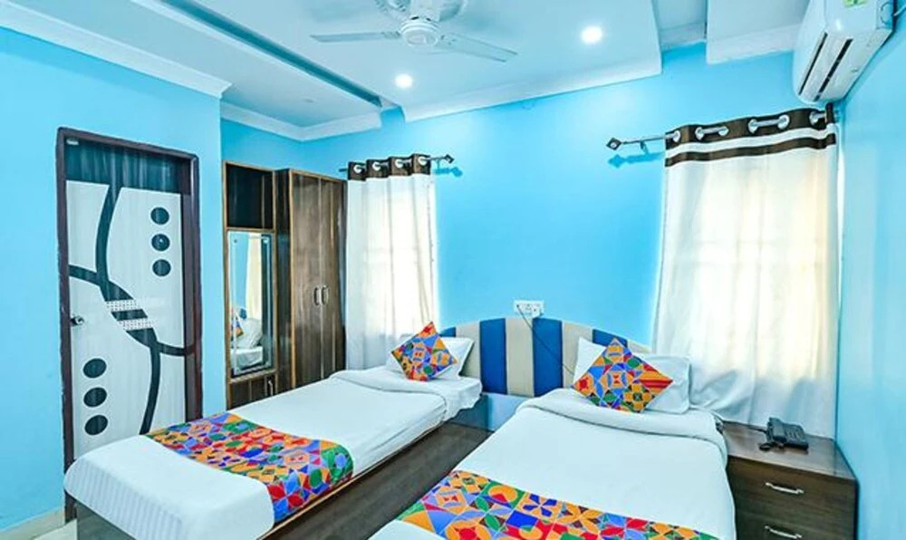 Гувахати: Fabhotel Gns Suites