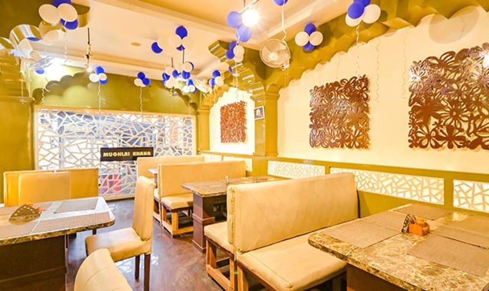 Гувахати: Fabhotel Gns Suites