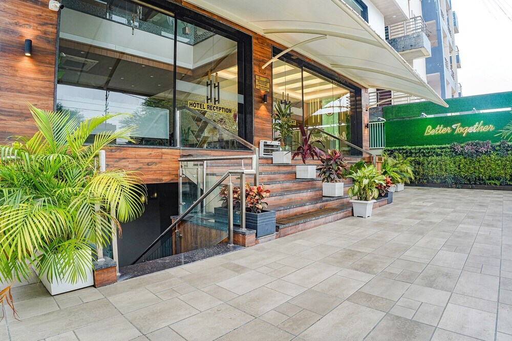 Бхопал: Fabhotel Prime Ocean Breeze