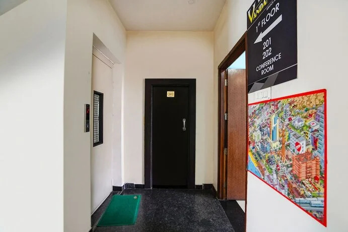Нагпур: Fabexpress Vandan Villa Rooms Service Apartment