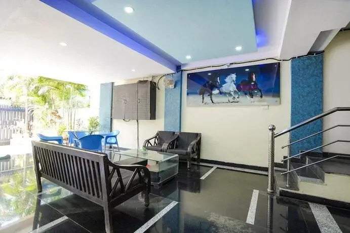 Нагпур: Fabexpress Vandan Villa Rooms Service Apartment