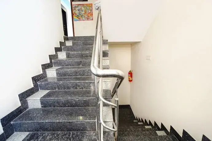 Нагпур: Fabexpress Vandan Villa Rooms Service Apartment