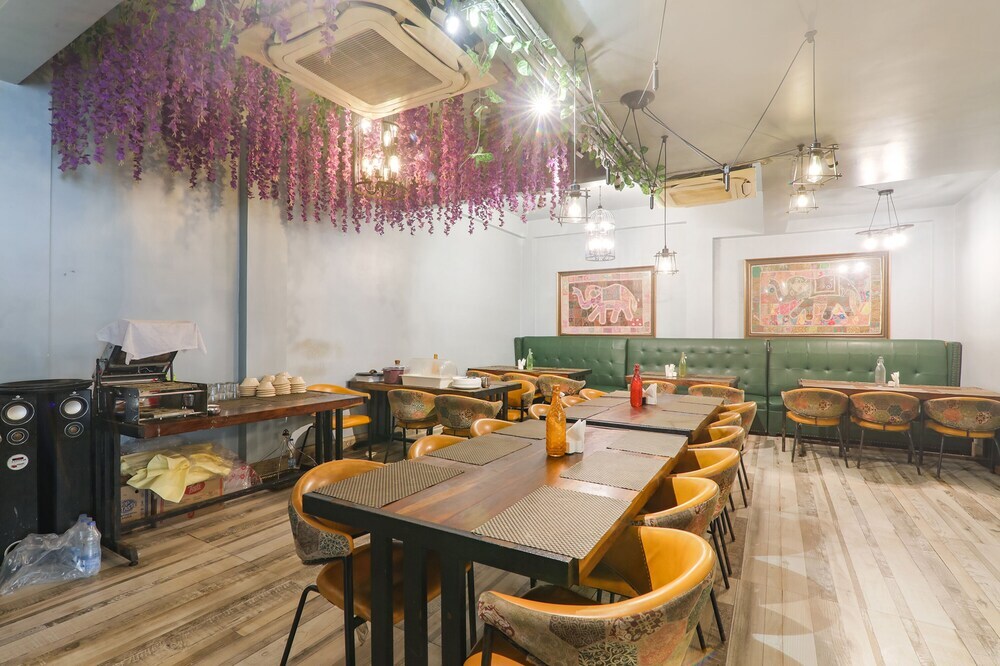 Праяградж: Fabhotel Stay Inn I