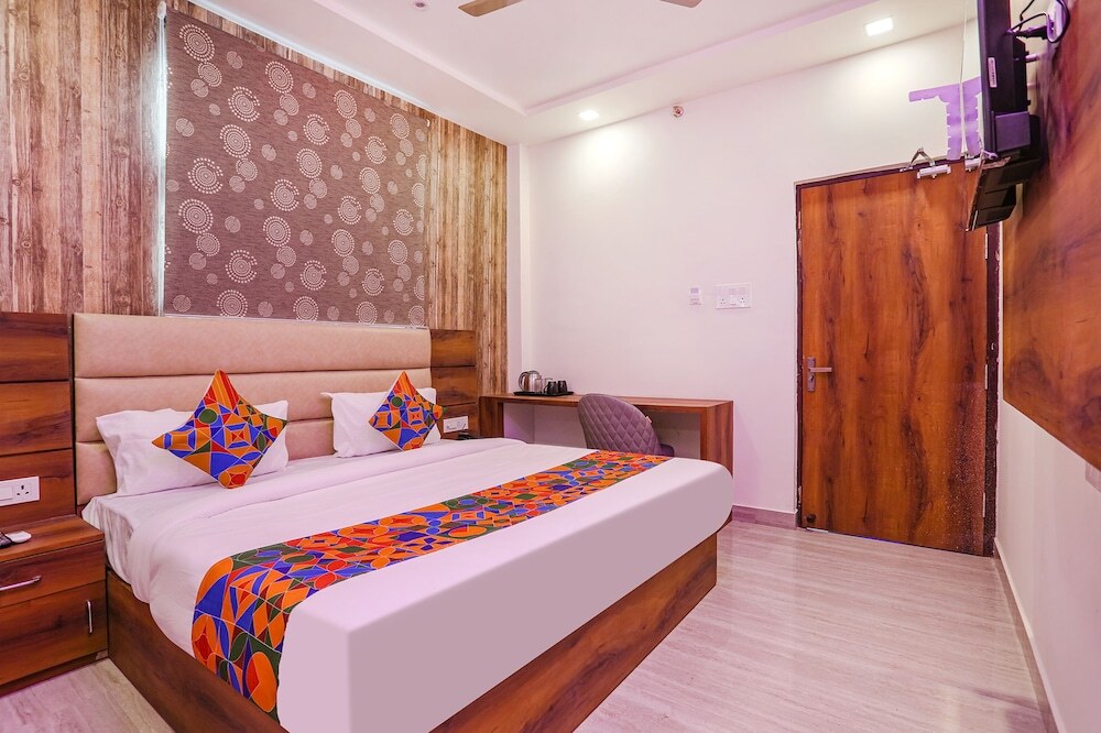 Канпур: Fabhotel Relax Inn I