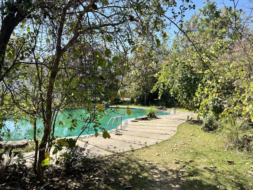 Чубаттакхал: Auranya Hotel And Resort