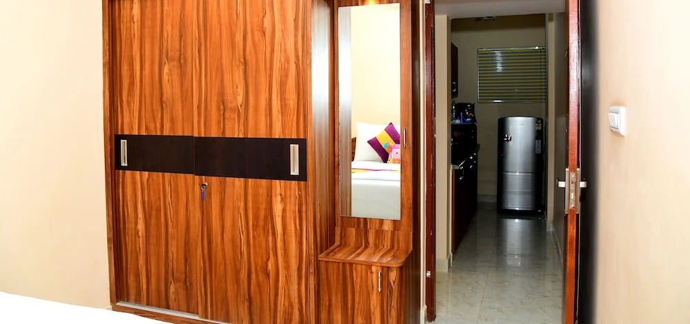 Бангалор: Dhoni Homes Premium 1 BHK  Apartment