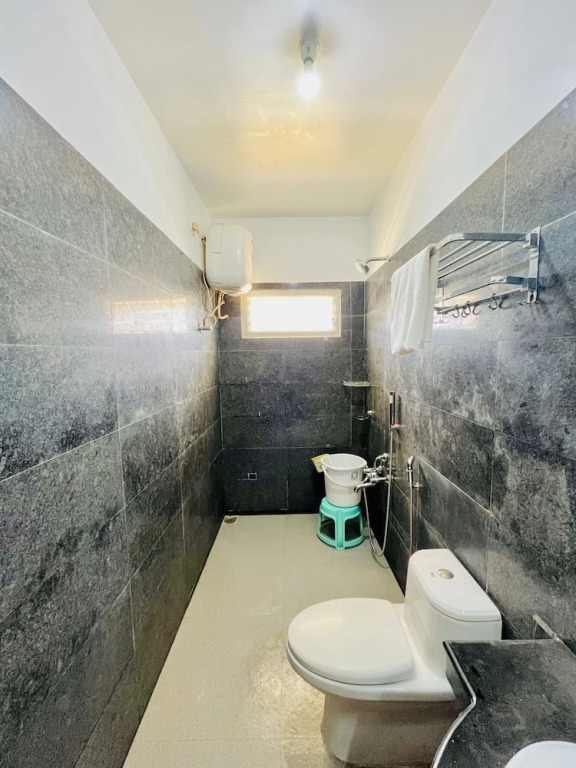 Ути: JMG GRAND Resort Kaircombai Kotagiri
