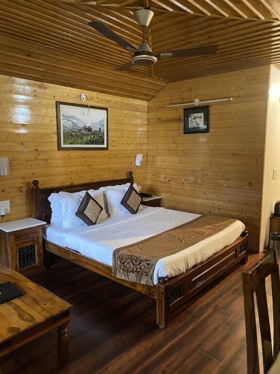 Куфри: Oakwood Hamlet Resort - Shoghi - Shimla