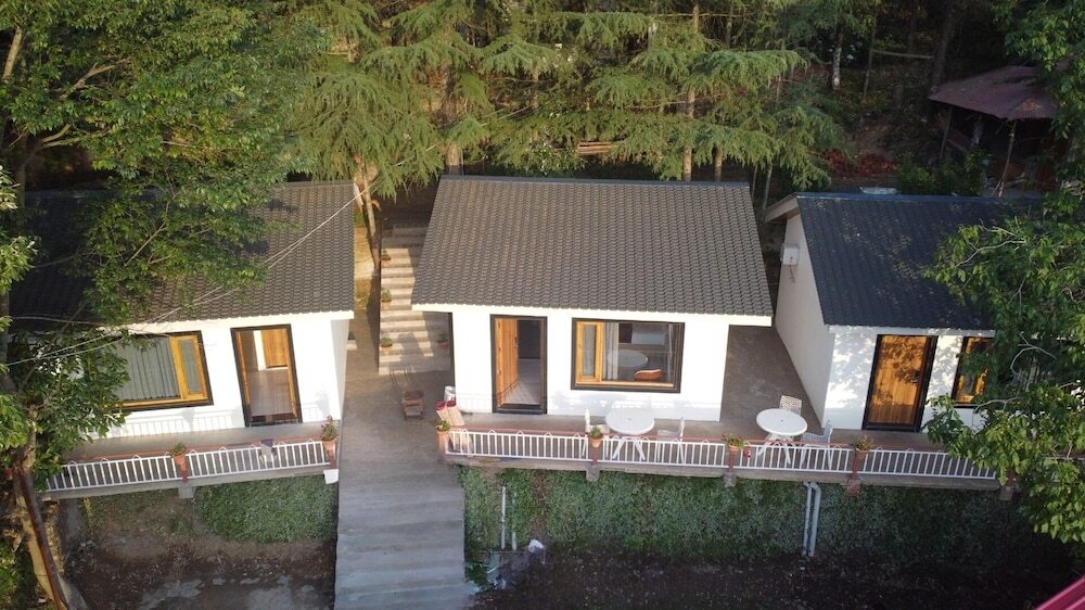 Куфри: Oakwood Hamlet Resort - Shoghi - Shimla