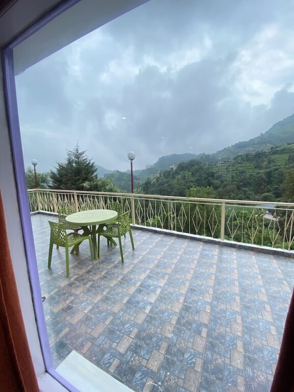Куфри: Oakwood Hamlet Resort - Shoghi - Shimla