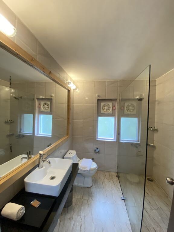 Куфри: Oakwood Hamlet Resort - Shoghi - Shimla