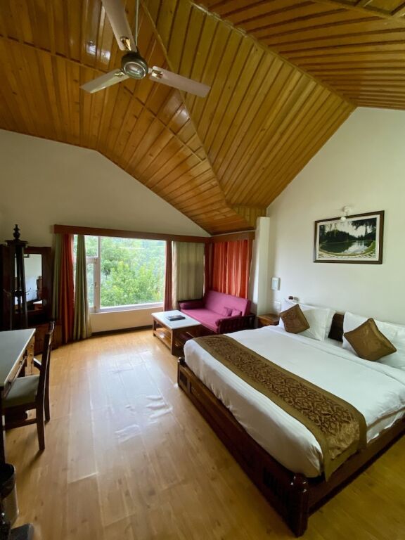 Куфри: Oakwood Hamlet Resort - Shoghi - Shimla