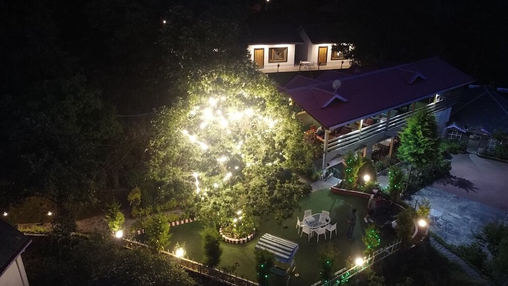 Куфри: Oakwood Hamlet Resort - Shoghi - Shimla