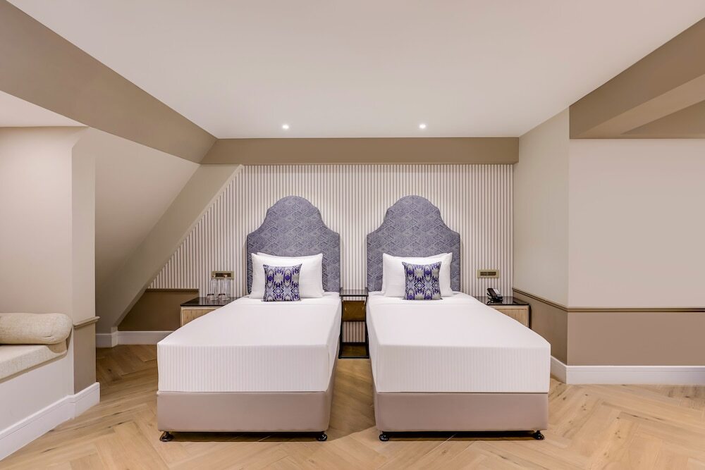 Верем: Antarim Resort