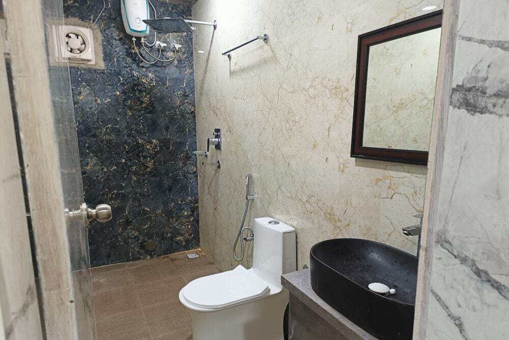 Пури: Goroomgo Santosh Inn Puri