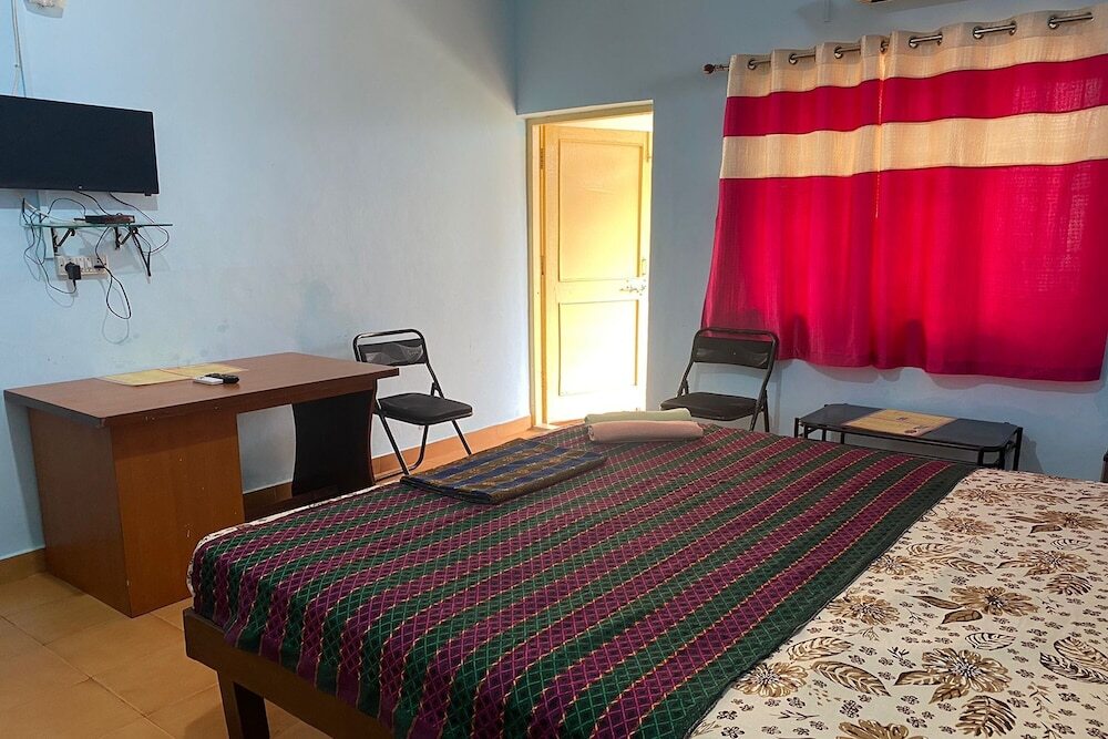 Калангут: Akash Guest House