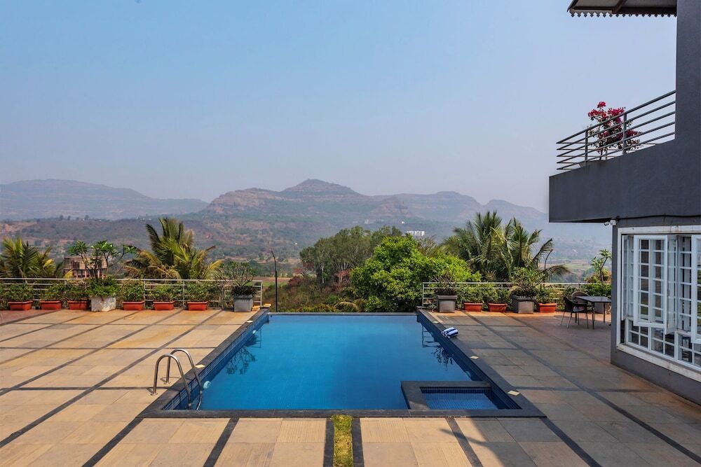 Амби Вэлли Сити: 4bhk Villa in Mulshi With Private Swimming Pool