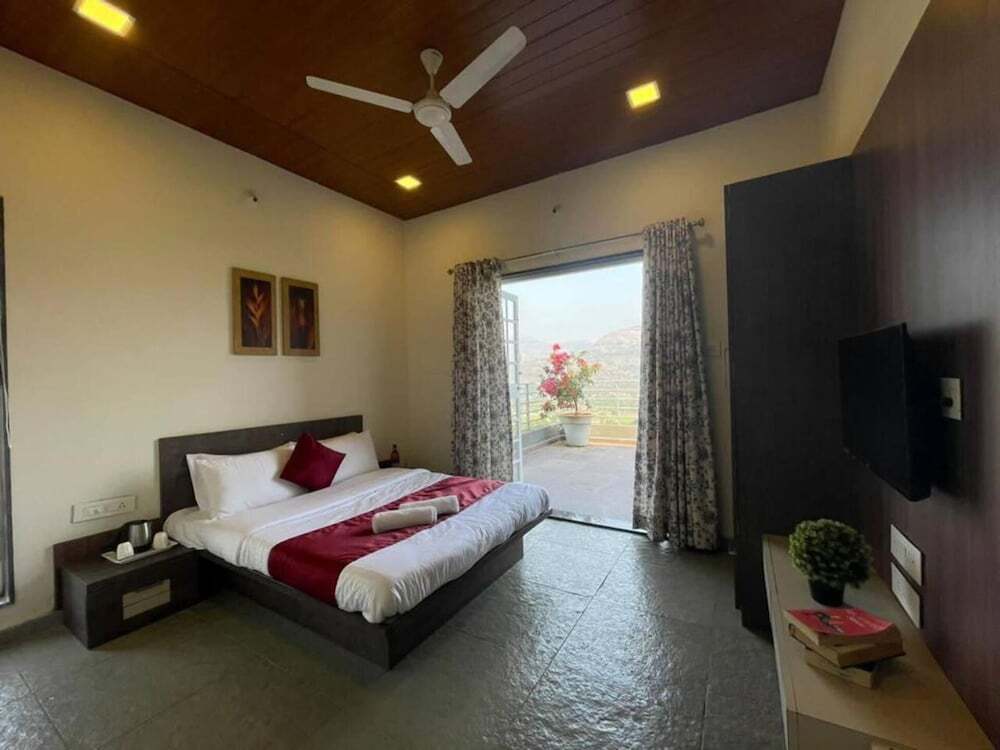 4bhk Villa in Mulshi With Private Swimming Pool — фото 4