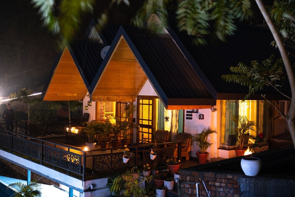 Массури: The Bougainvillea Retreat Dehradun