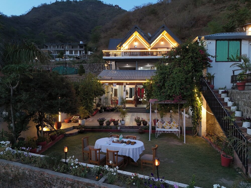 Массури: The Bougainvillea Retreat Dehradun