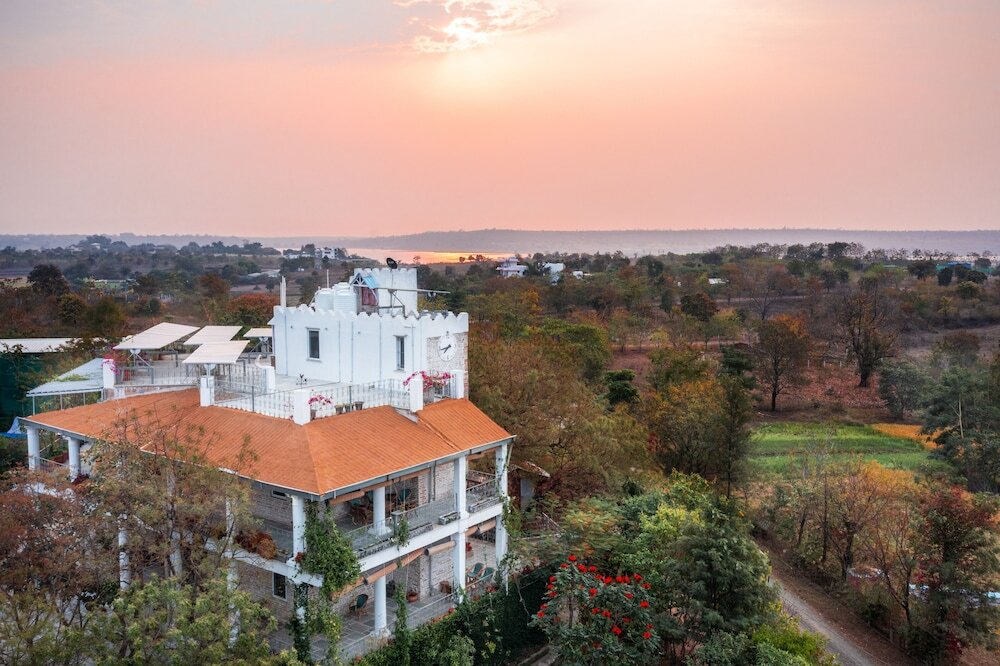 Бхопал: Moonstone, Bhopal, Amã Stays & Trails