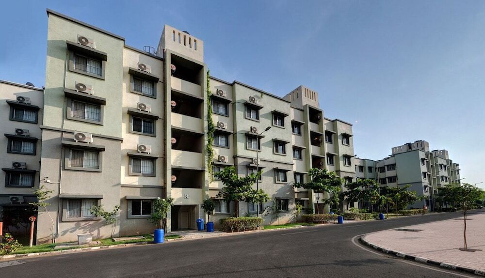 Гандхинагар: Bliss Serviced Apartments