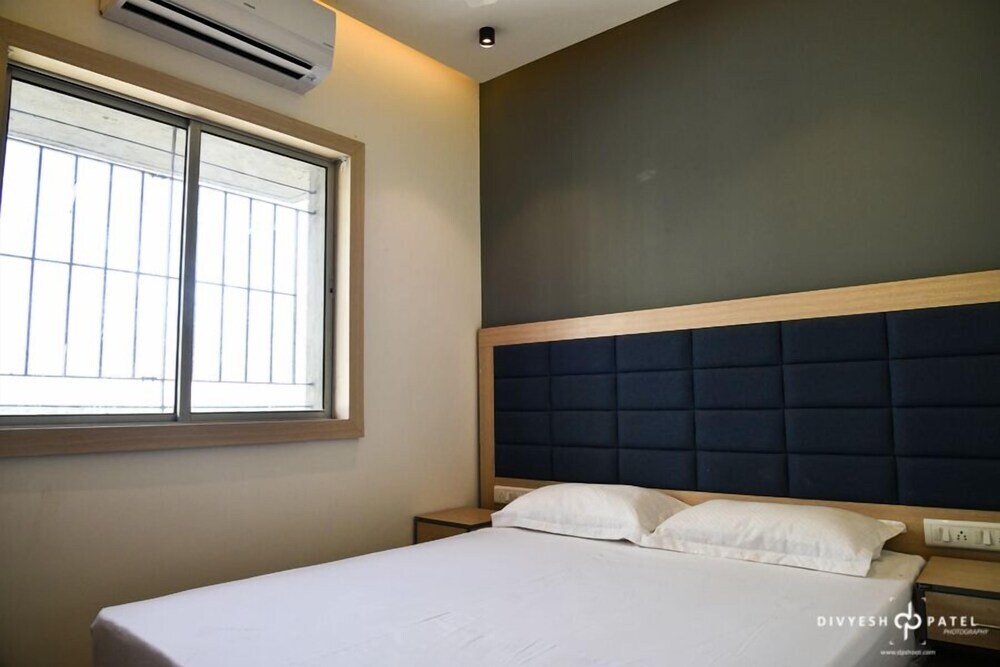 Гандхинагар: Bliss Serviced Apartments