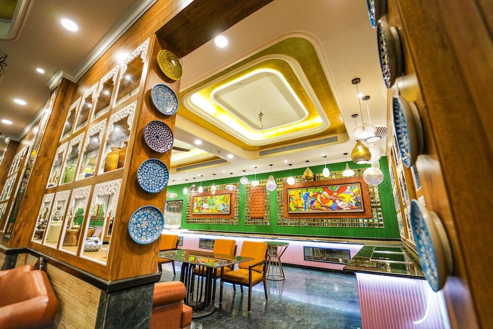 Джхаршугуда: Mayfair Oasis Resort & Convention