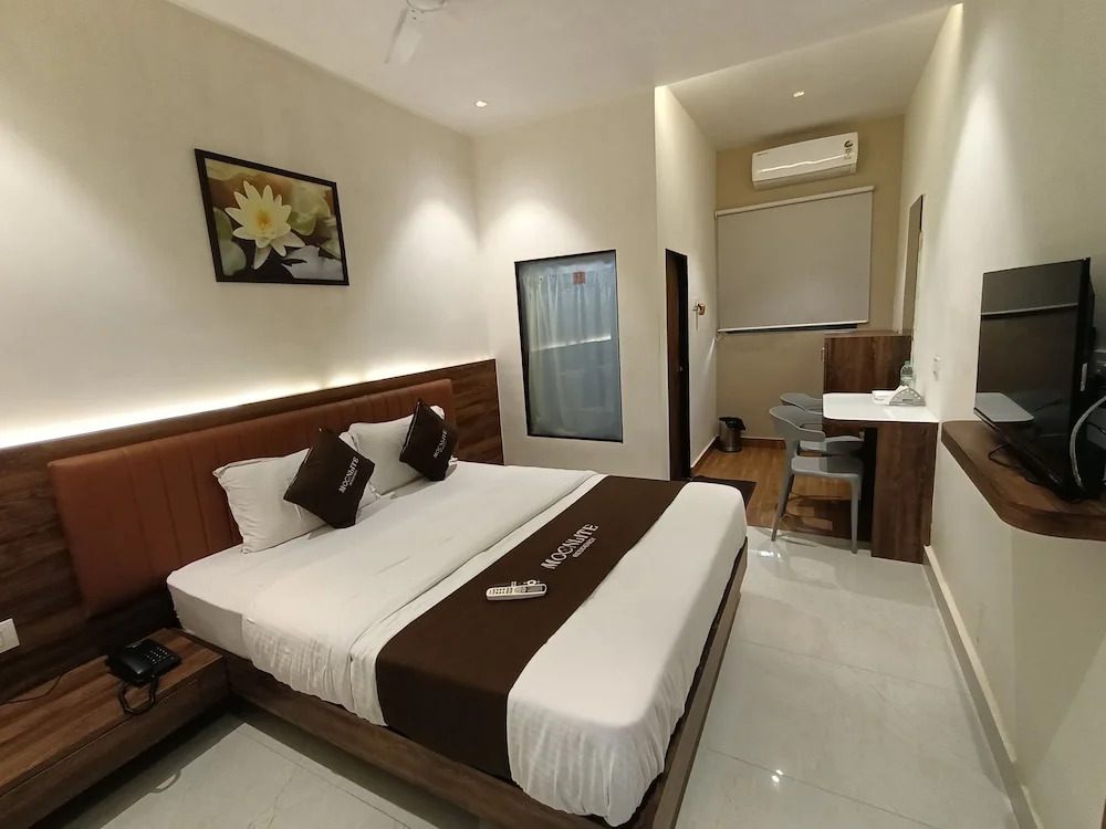 Мумбаи: Hotel Moon Lite Residency Marve Malad