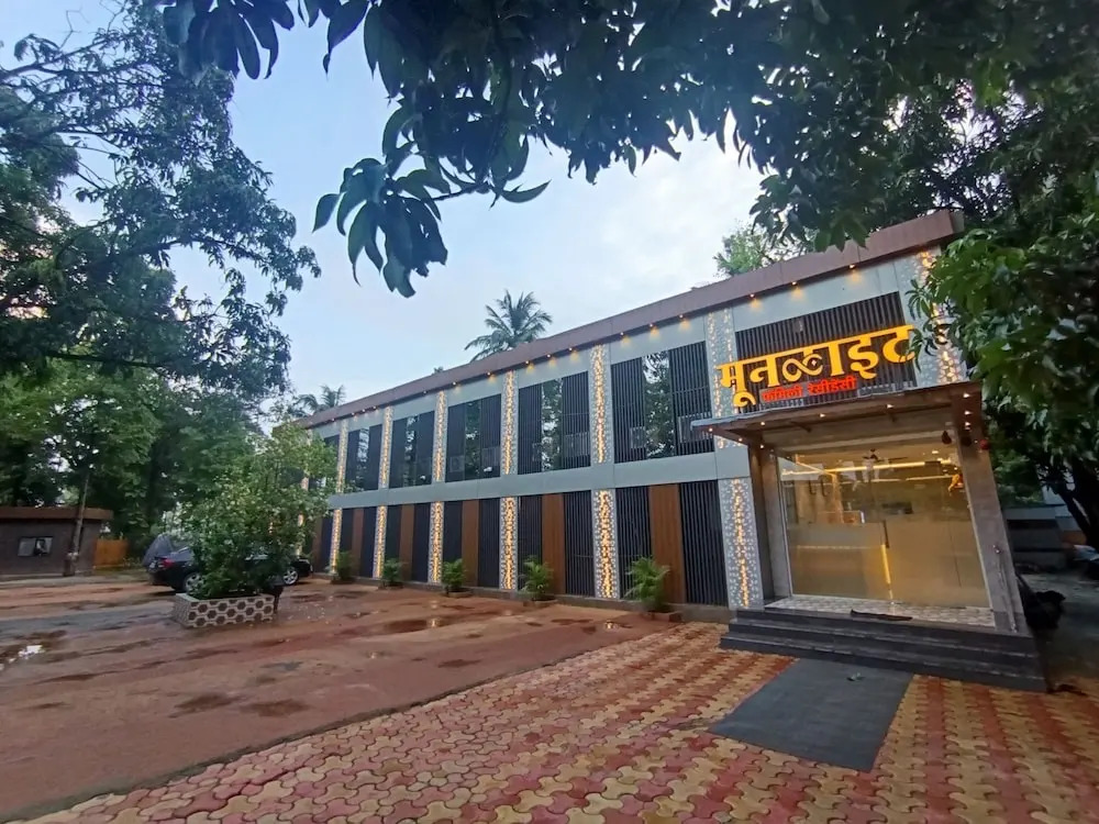 Мумбаи: Hotel Moon Lite Residency Marve Malad