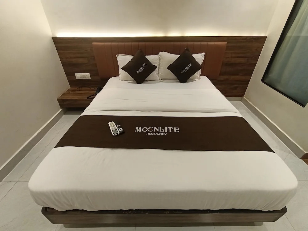 Мумбаи: Hotel Moon Lite Residency Marve Malad
