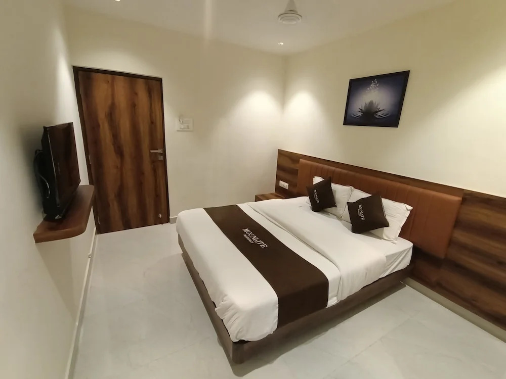 Мумбаи: Hotel Moon Lite Residency Marve Malad