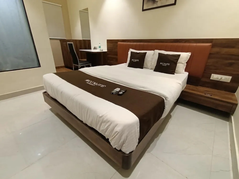 Мумбаи: Hotel Moon Lite Residency Marve Malad